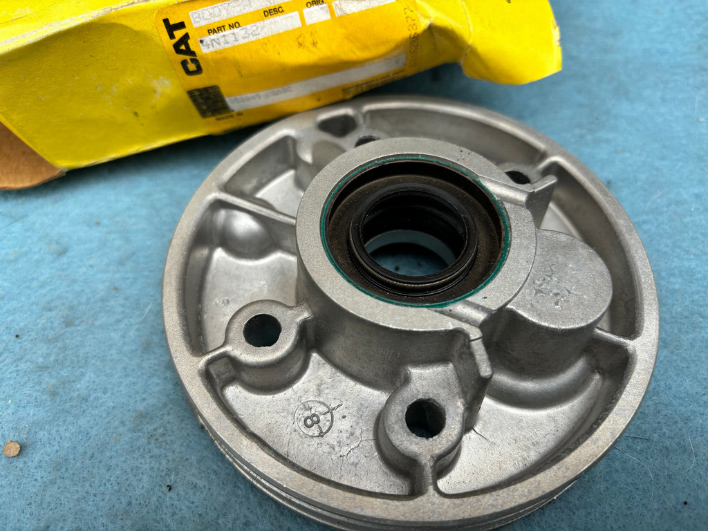 New OEM New Old Stock (NOS) Transfer Pump Body and Seal for Caterpillar | Part 4N-1132