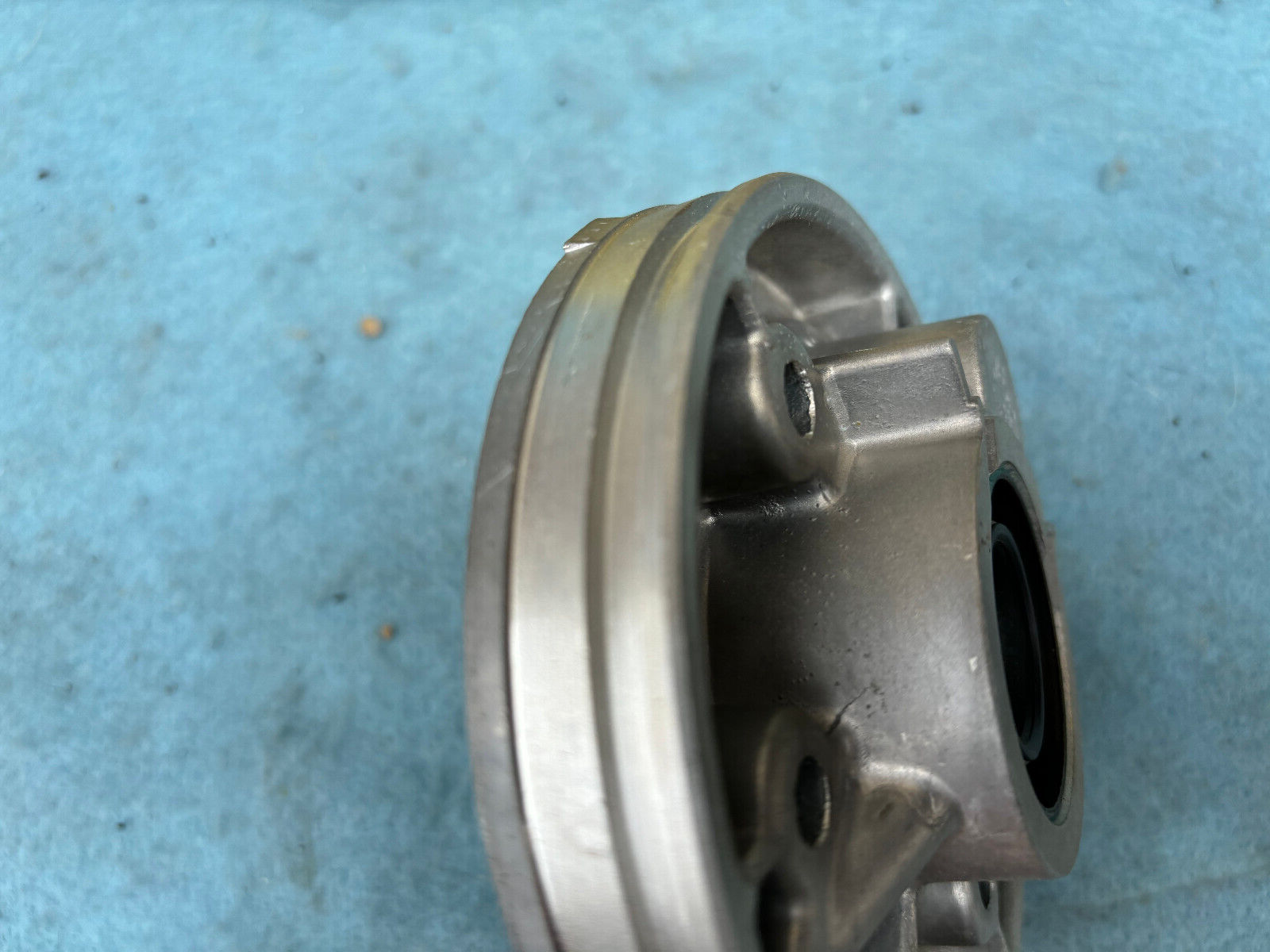 New OEM New Old Stock (NOS) Transfer Pump Body and Seal for Caterpillar | Part 4N-1132