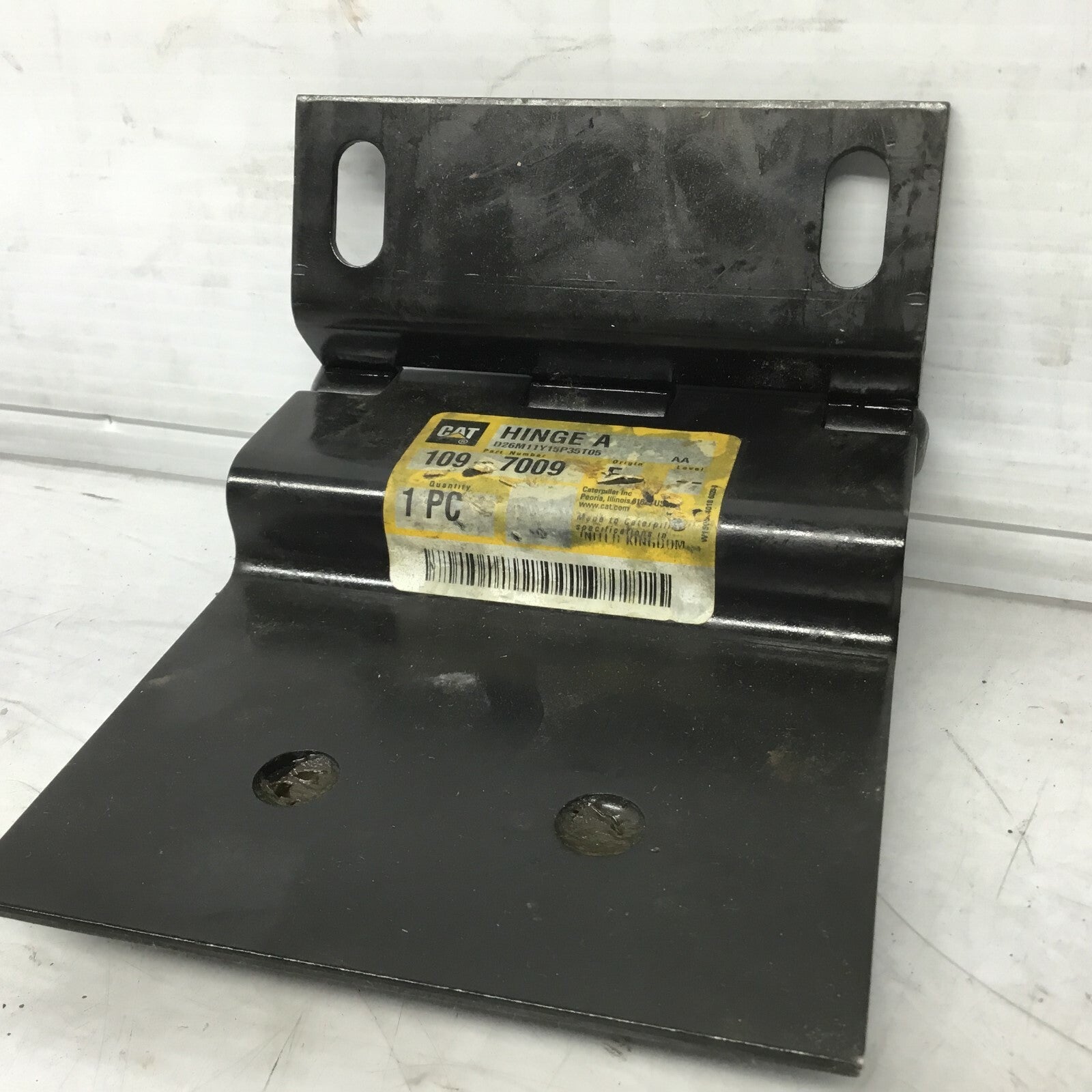 Caterpillar 109-7009 Hinge Assembly | CAT 1097009